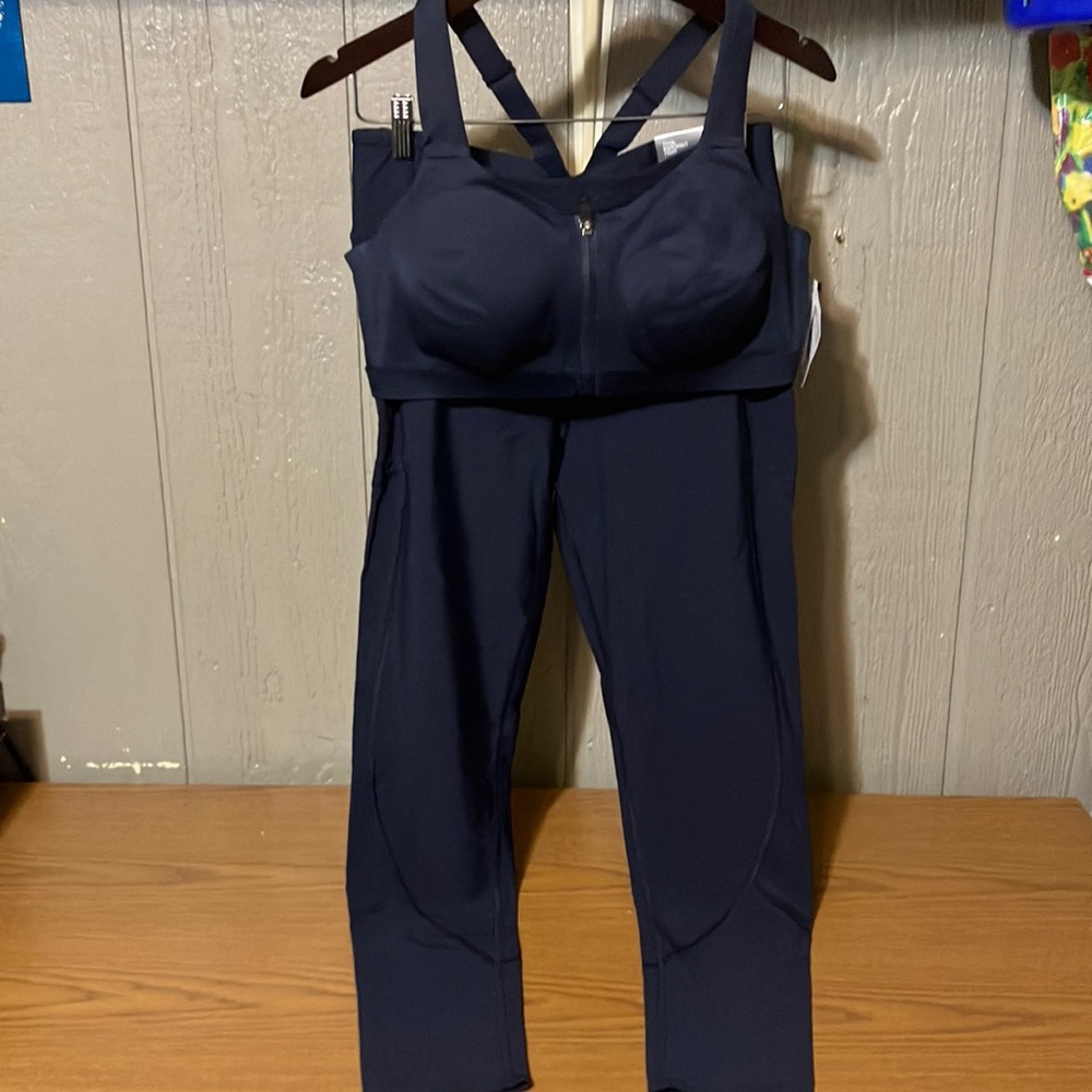 VS Workout Bra and Leggings